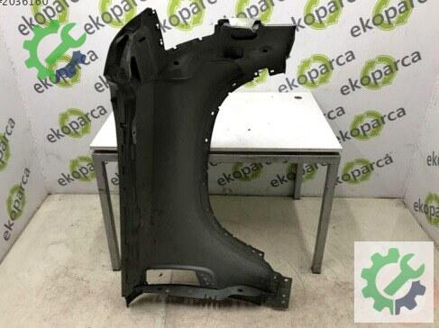 Land Rover Defender Sol Ön Çamurluk LR131387 çıkma parça