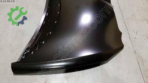 Seat Leon Kaput 1P0823031A çıkma parça