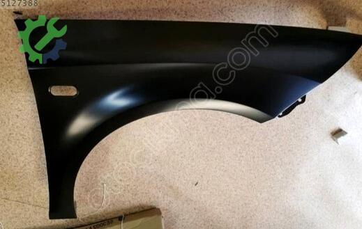 Seat Leon Sağ Ön Çamurluk 1P0821022A çıkma parça