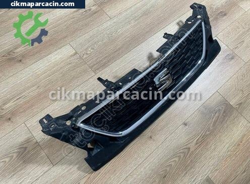 Seat Leon Ön Panjur çıkma parça