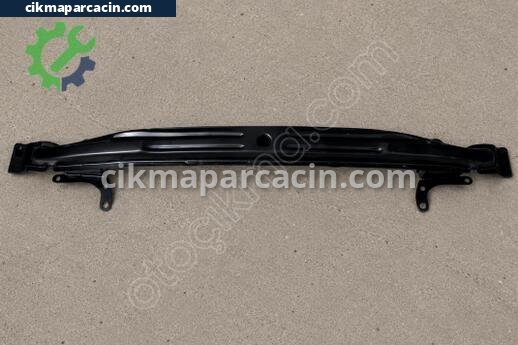 Seat Leon Ön Tampon Demiri çıkma parça