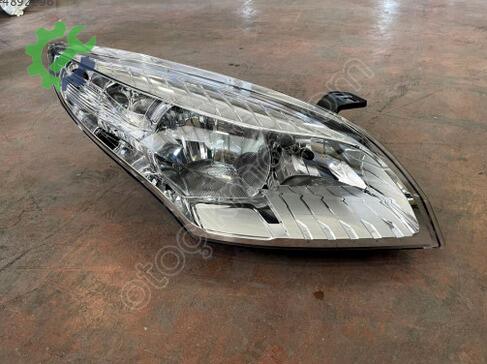 Renault Megane Sağ Ön Far 260108719R çıkma parça