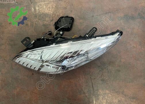 Renault Megane Sol Ön Far 260607449R çıkma parça