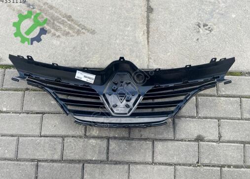 Renault Megane Ön Panjur 622562805R çıkma parça
