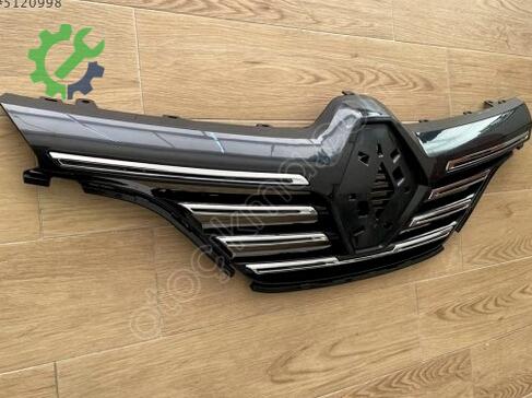 Renault Megane Ön Panjur 622568380R çıkma parça