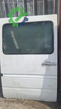 Mercedes-Benz Sprinter Sağ Kapı çıkma parça