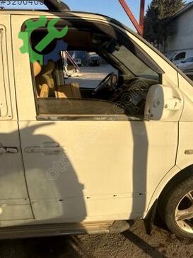 Mercedes-Benz Vito Sağ Ön Kapı çıkma parça