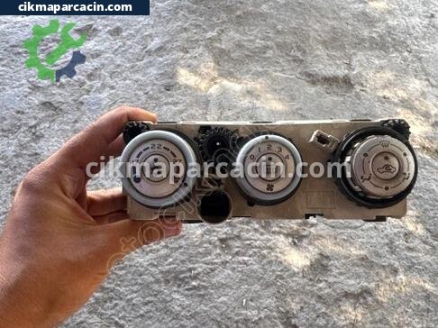 Mitsubishi Colt Klima Kontrol Paneli çıkma parça