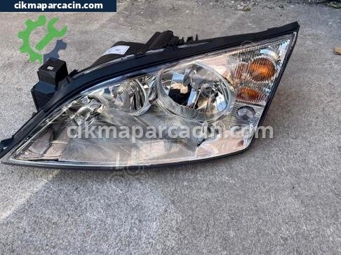 Ford Mondeo Sol Ön Far çıkma parça