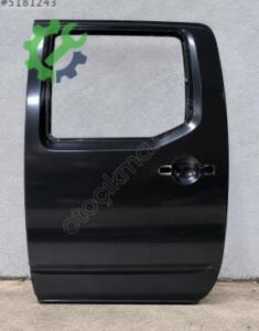 NAVARA ARKA KAPI SOL 2006 2007 2008 2009 2010 SIFIR 82101-JR230