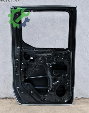 Nissan Navara Sol Arka Kapı 82101JR230 çıkma parça