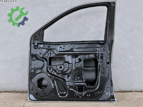 Nissan Navara Sağ Ön Kapı H01004JKAA çıkma parça