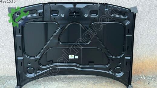 Skoda Octavia Kaput 1U0823031D çıkma parça