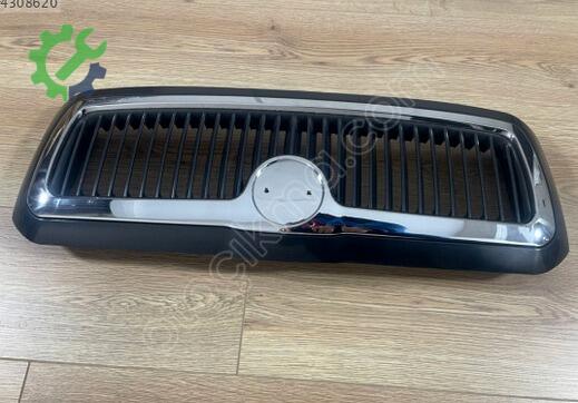 Skoda Octavia Ön Panjur 1U0853653 çıkma parça