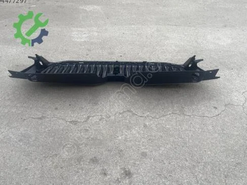 Skoda Octavia Ön Panjur 5E0853651 çıkma parça
