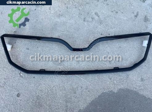 Skoda Octavia Ön Panjur çıkma parça