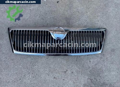Skoda Octavia Ön Panjur çıkma parça