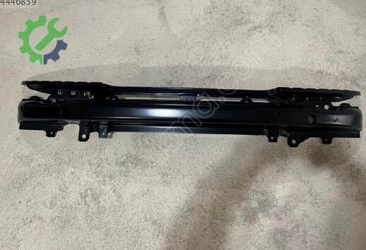Skoda Octavia Ön Tampon Demiri 1U0805551C çıkma parça