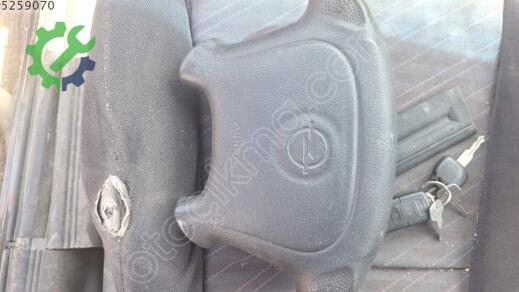 Opel Astra Direksiyon Airbag çıkma parça