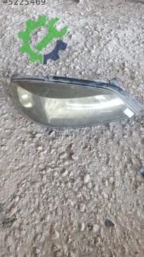 Opel Astra Sağ Ön Far çıkma parça