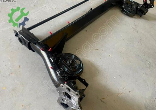 Volkswagen Passat Arka Dingil 8E0500051T çıkma parça