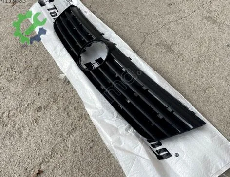 Volkswagen Passat Ön Panjur 3B0853651F çıkma parça