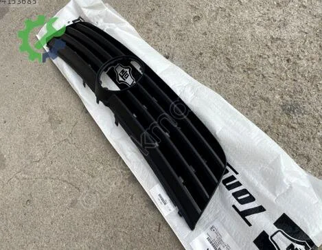Volkswagen Passat Ön Panjur 3B0853651F çıkma parça