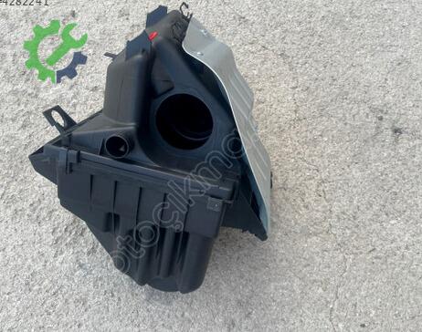 Volkswagen Passat Hava Filtresi Kutusu 058133837AK çıkma parça