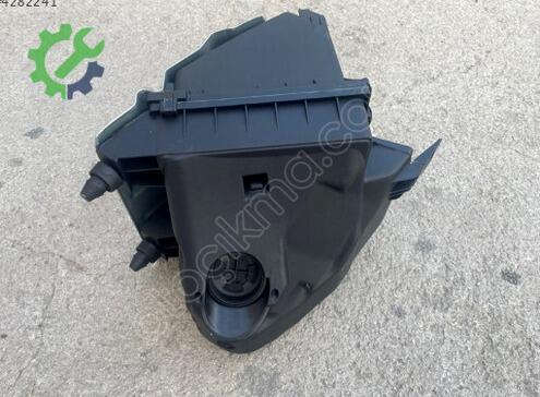 Volkswagen Passat Hava Filtresi Kutusu 058133837AK çıkma parça
