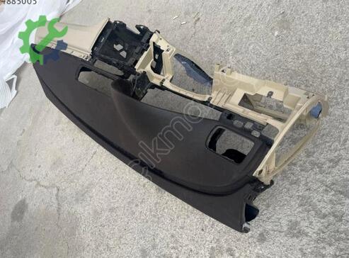 Volkswagen Passat Ön Torpido 3AB857003 çıkma parça