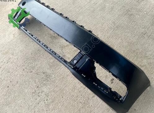 Volkswagen Passat Ön Tampon 3AA807221 çıkma parça