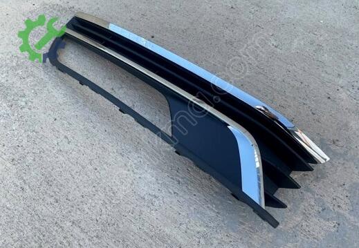 Volkswagen Passat Sis Farı Çerçevesi 3AA854661A çıkma parça