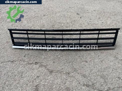 Volkswagen Passat Tampon Izgarası çıkma parça