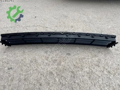 Volkswagen Passat Tampon Izgarası 3AA853671A çıkma parça
