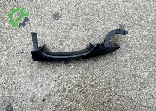 Volkswagen Passat Kapı Kolu 510837206 çıkma parça