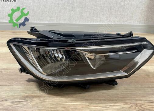 Volkswagen Passat Sağ Ön Far 3G1941006 çıkma parça