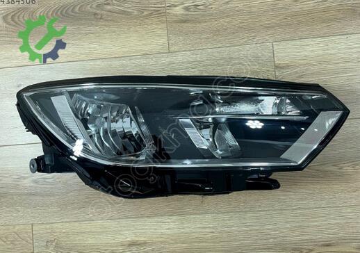 Volkswagen Passat Sağ Ön Far 3G1941006 çıkma parça