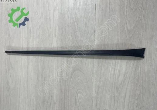 Volkswagen Passat Ön Cam Izgarası 3G0854327D çıkma parça