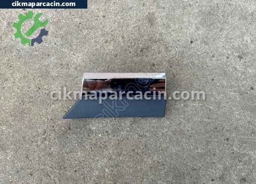 Volkswagen Passat Ön Çamurluk çıkma parça