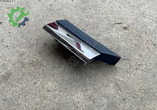 Volkswagen Passat Ön Çamurluk 3G0853992A çıkma parça