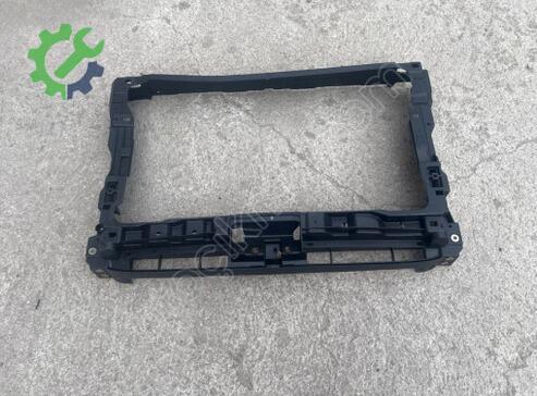 Volkswagen Passat Ön Panel 3G0805588F çıkma parça