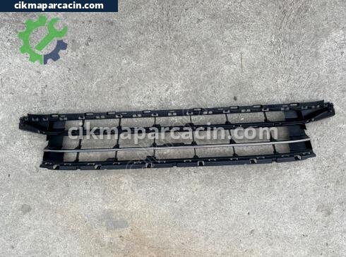 Volkswagen Passat Tampon Izgarası çıkma parça