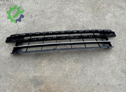 Volkswagen Passat Tampon Izgarası 3G0853671 çıkma parça
