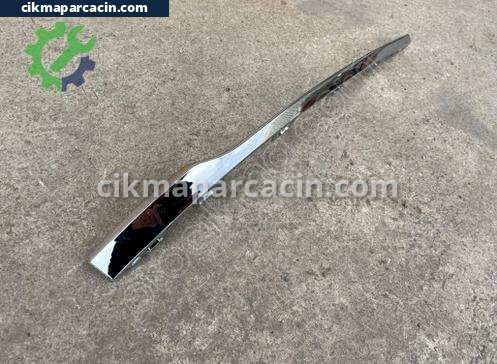 Volkswagen Passat Tampon Izgara Çıtası çıkma parça
