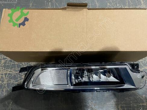 Volkswagen Passat Sağ Sis Farı 3G0941662 çıkma parça