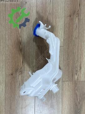 Volkswagen VW CC Silecek Suyu Deposu 3C8955453G çıkma parça