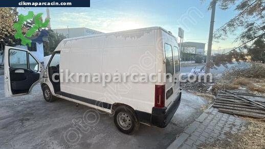 Peugeot Boxer Tavan Çıtası çıkma parça