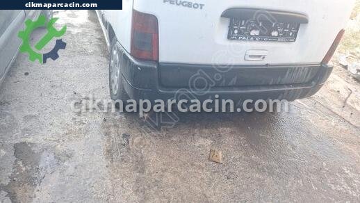 Peugeot Partner Arka Tampon çıkma parça