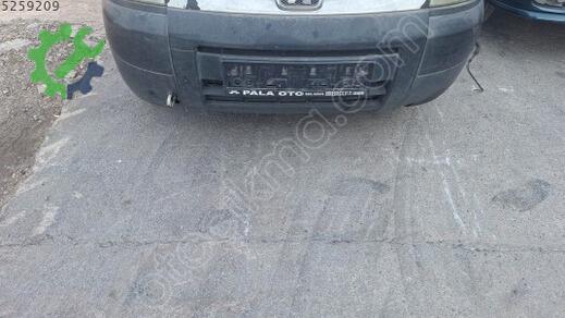 Peugeot Partner Ön Tampon çıkma parça