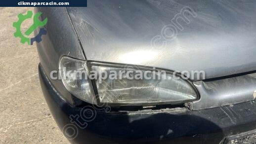 Peugeot Partner Sağ Ön Far çıkma parça